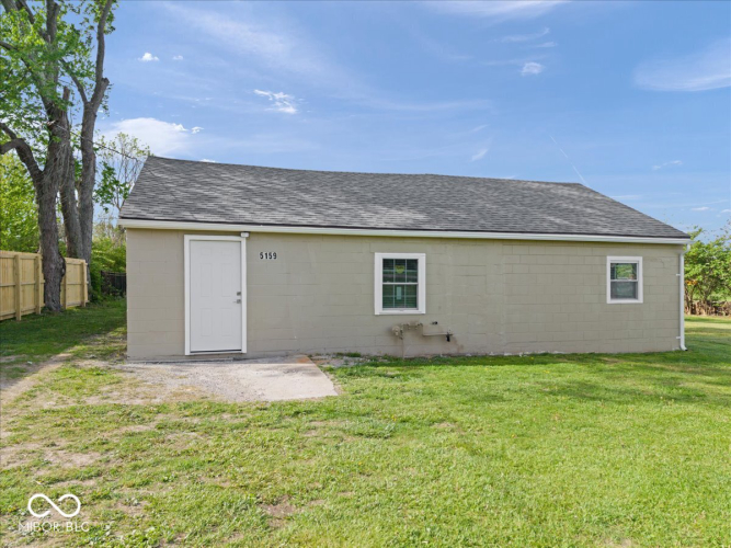 Listing Image 2