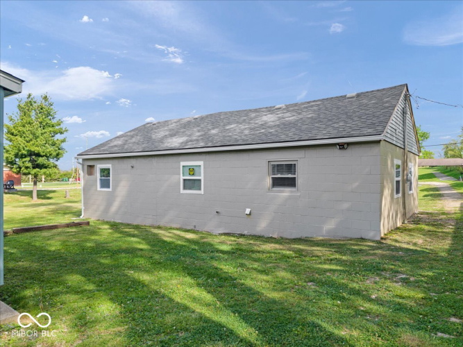 Listing Image 22