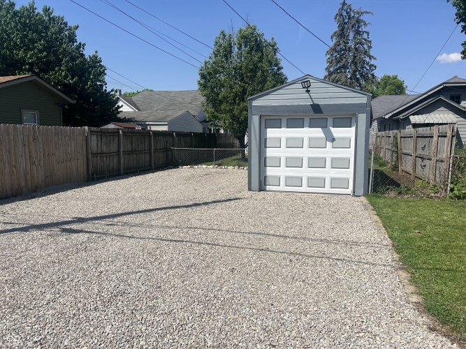 Listing Image 52
