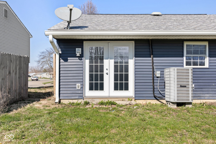 Listing Image 25