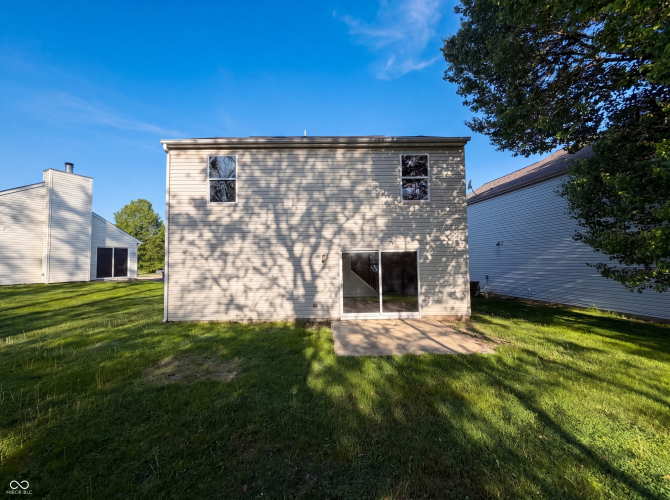 Listing Image 5