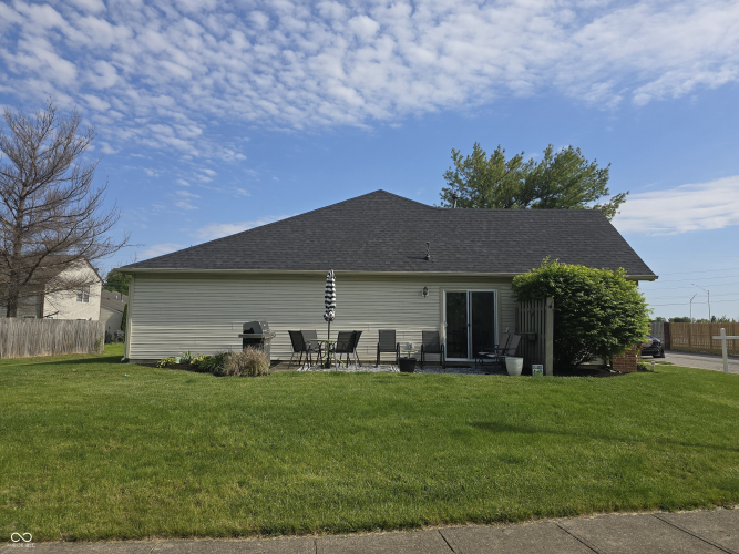 Listing Image 52