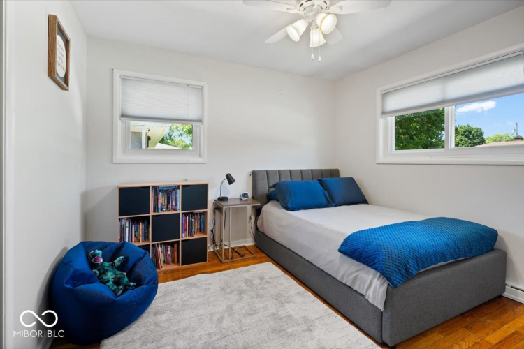 Listing Image 15