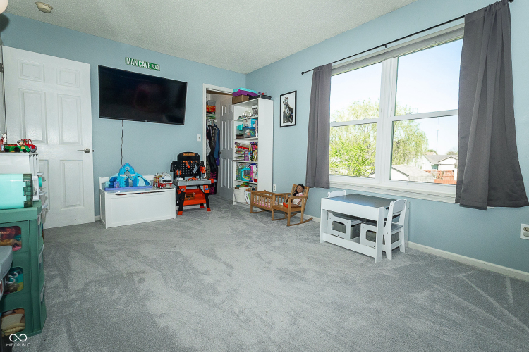 Listing Image 33