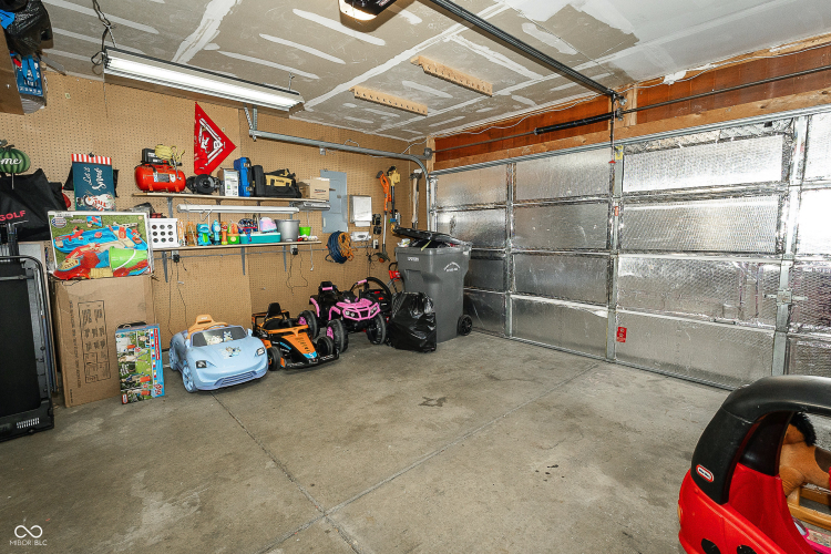 Listing Image 52