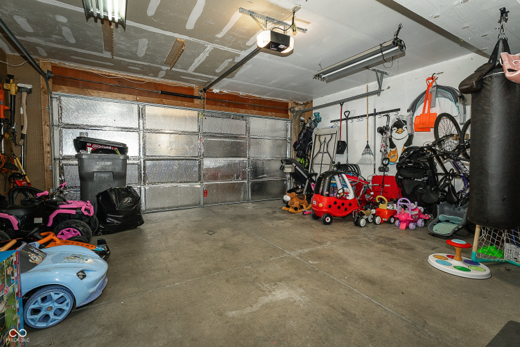 Listing Image 53