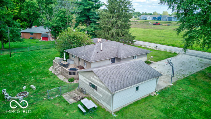 Listing Image 45