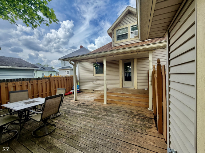 Listing Image 3