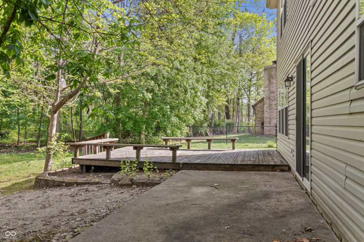 Listing Image 11