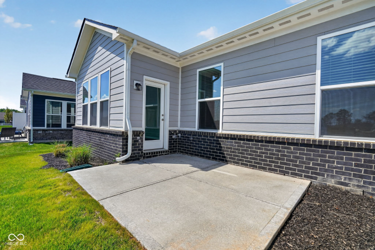Listing Image 29