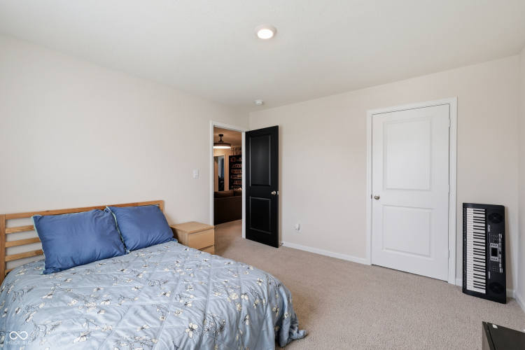 Listing Image 30