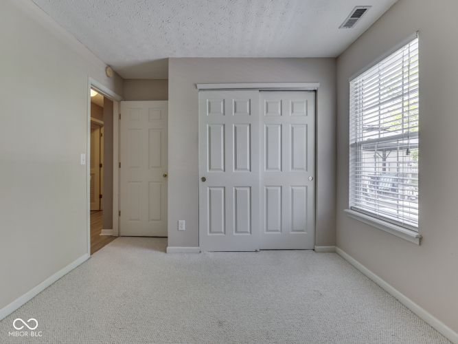 Listing Image 30