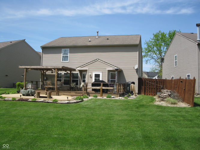 Listing Image 3