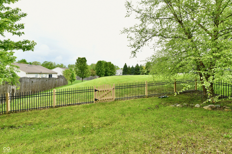 Listing Image 22