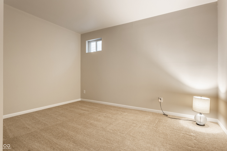 Listing Image 55