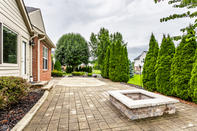 Listing Image 58