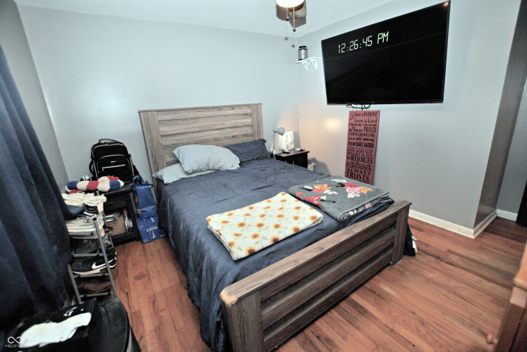 Listing Image 20
