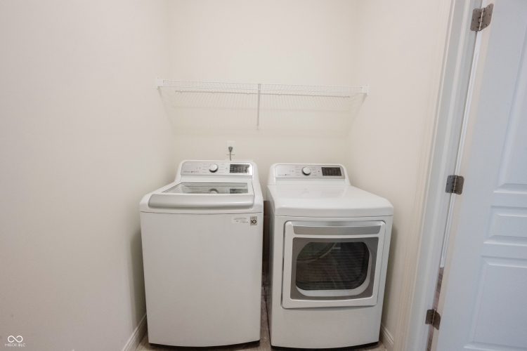 Listing Image 37