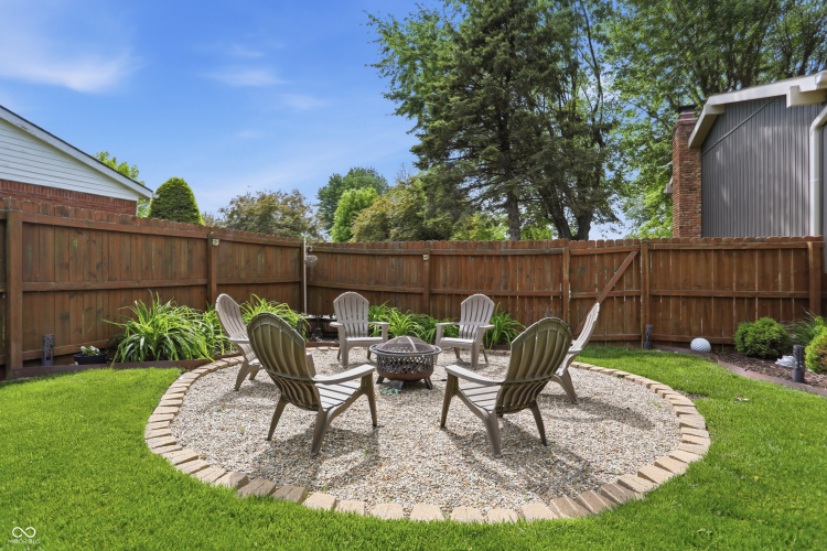 Listing Image 55
