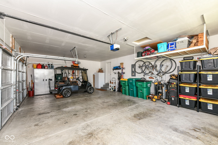 Listing Image 79