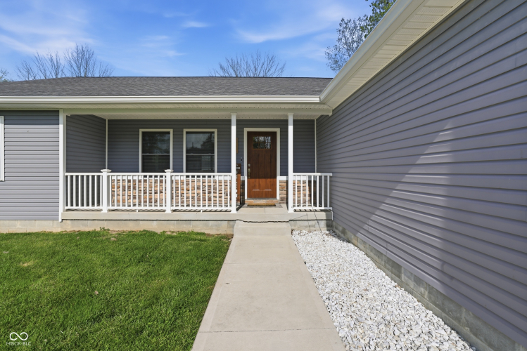 Listing Image 5