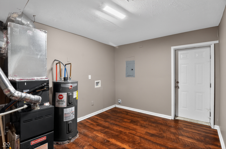 Listing Image 35