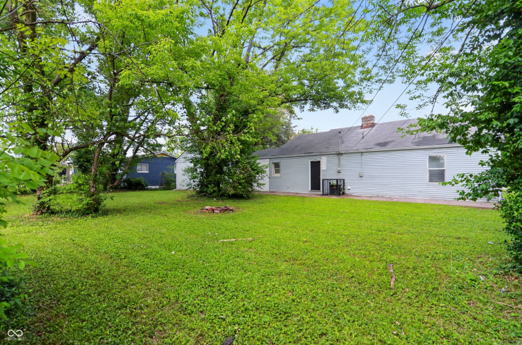 Listing Image 8
