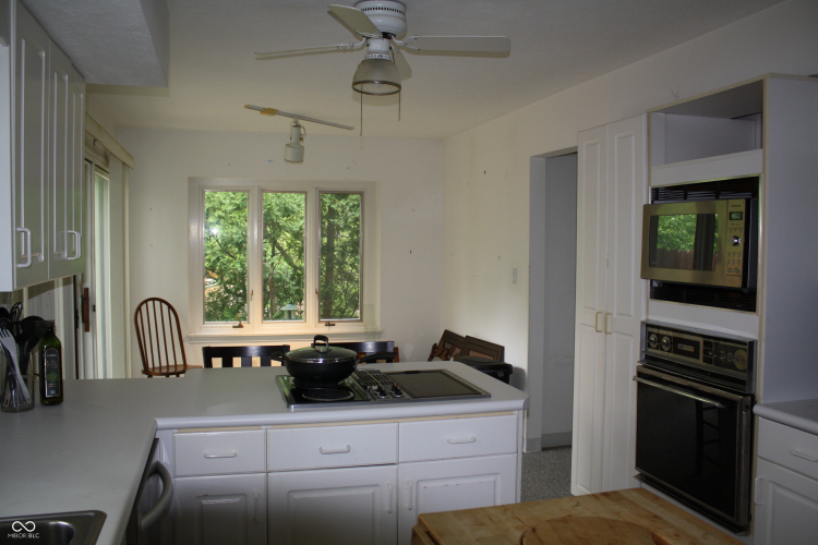 Listing Image 13