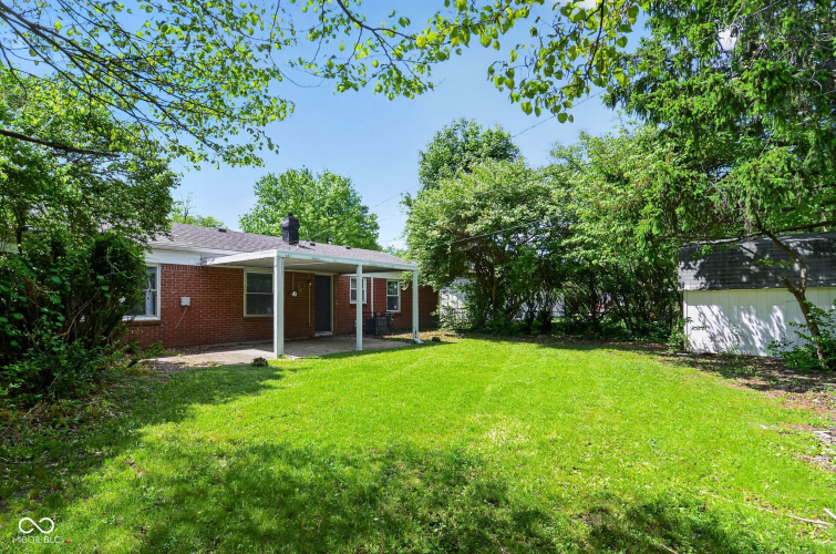 Listing Image 6