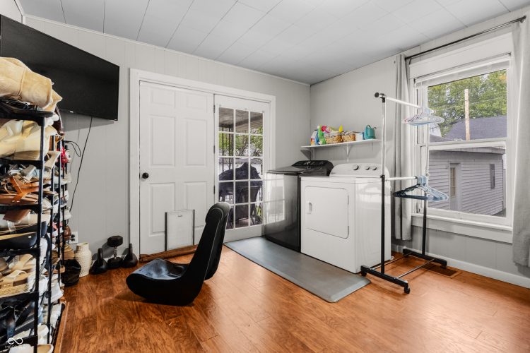 Listing Image 21