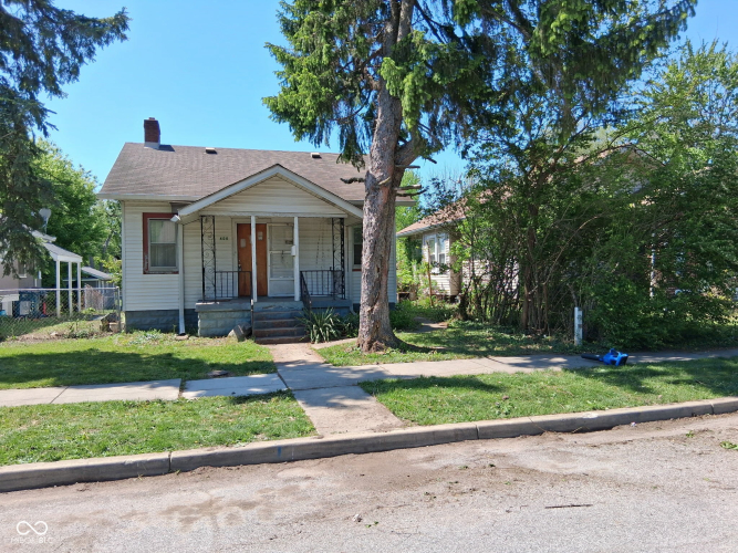 Listing Image 3