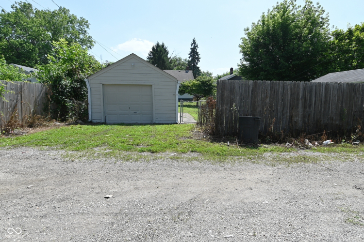 Listing Image 48