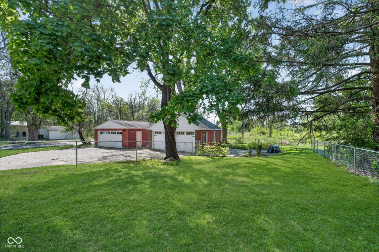 Listing Image 27