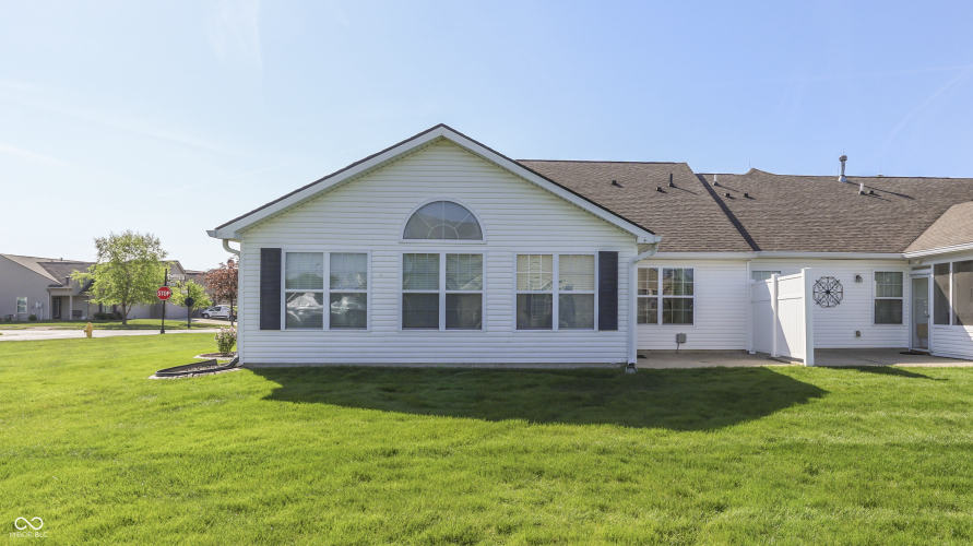 Listing Image 23