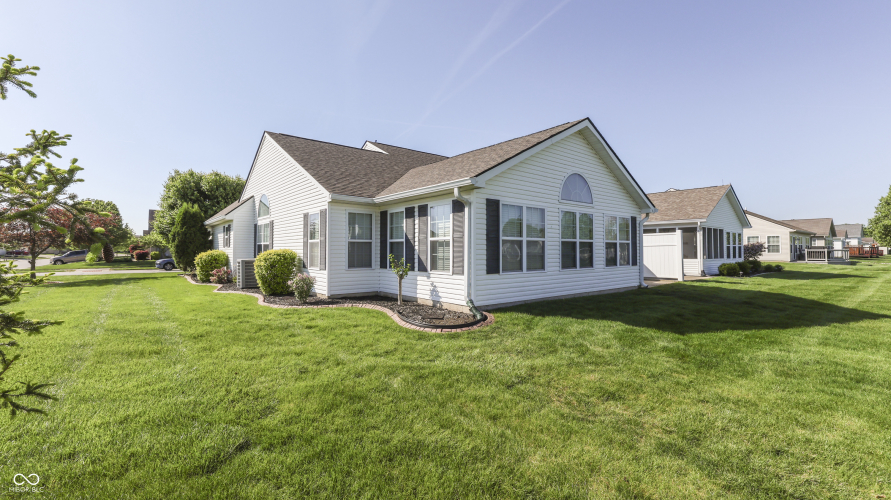 Listing Image 24
