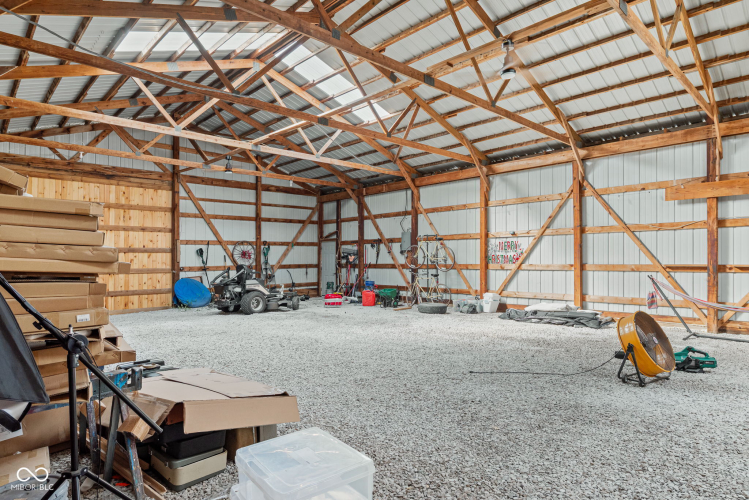 Listing Image 24