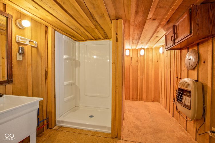 Listing Image 87