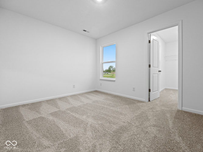 Listing Image 24