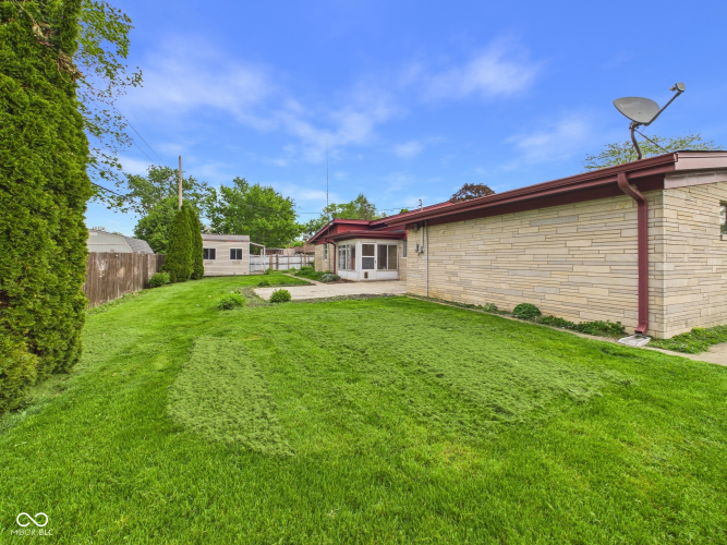 Listing Image 29