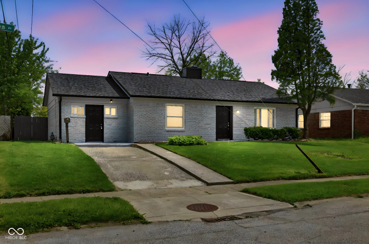 Listing Image 3