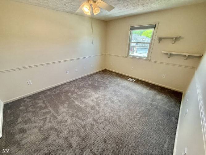 Listing Image 48