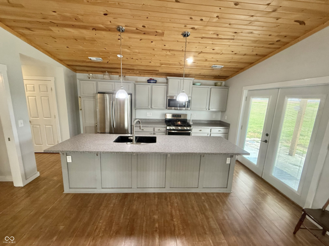 Listing Image 54