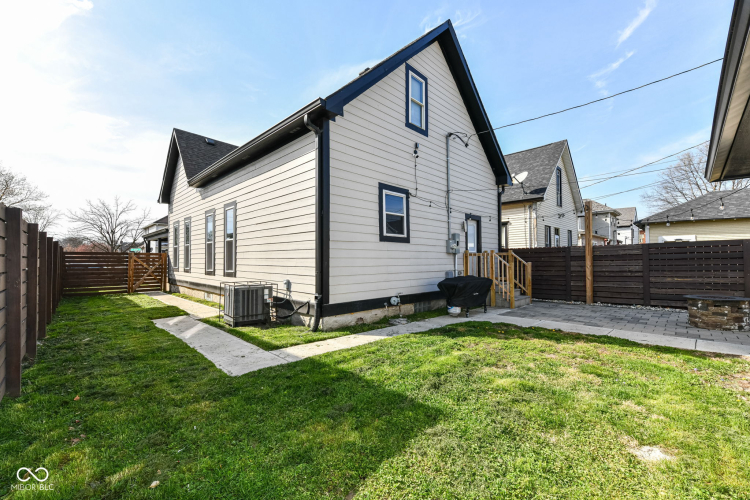 Listing Image 37