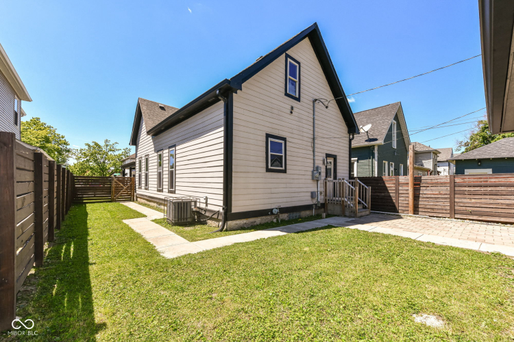 Listing Image 38
