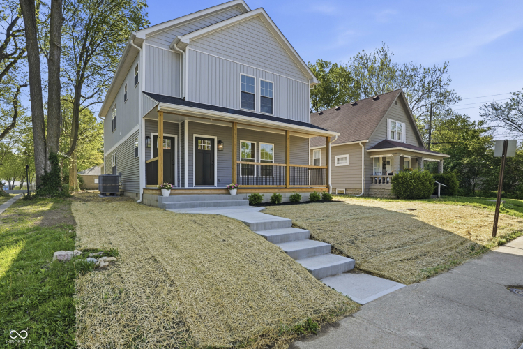 Listing Image 3