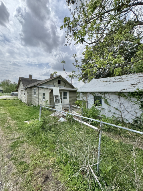 Listing Image 18
