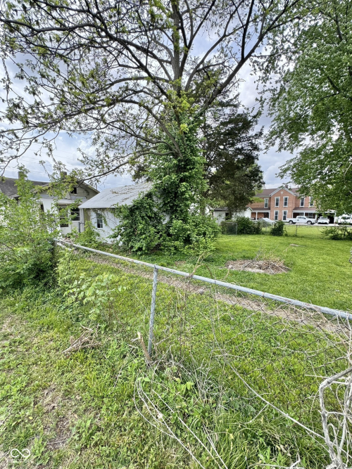 Listing Image 19