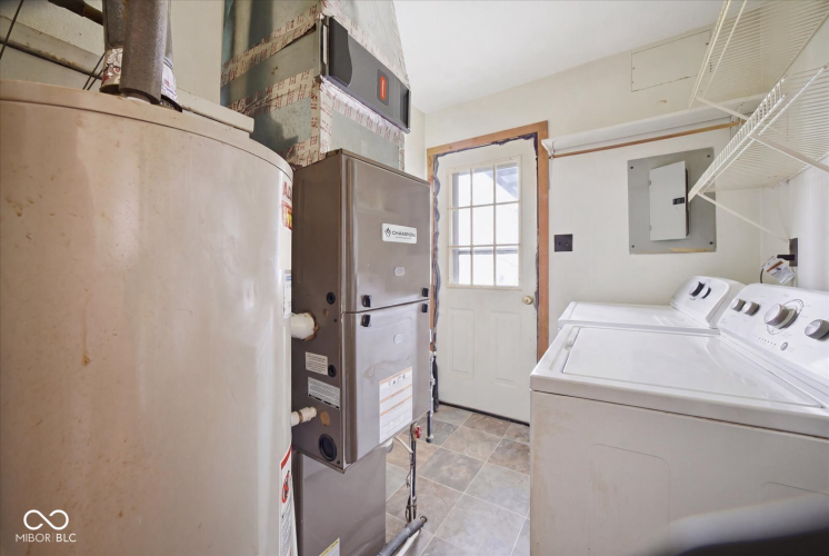 Listing Image 16