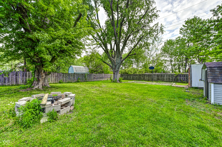 Listing Image 16