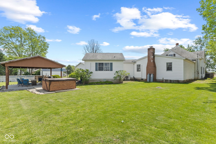 Listing Image 9